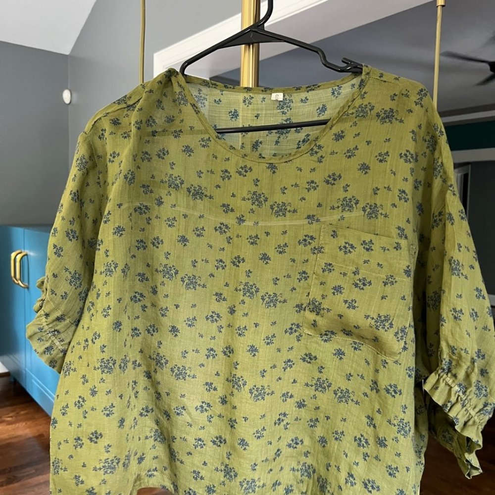 Woman top